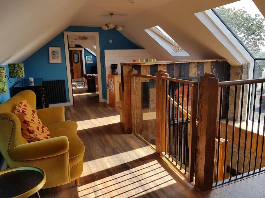 Bartholomew'S Loft At Johnsfort Raistin ภายนอก รูปภาพ